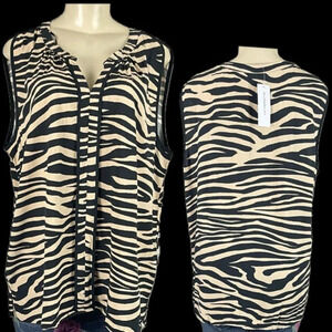 Liz Claiborne XL Brown Animal Print Split Neckline Accent Trim Sleeveless Blouse